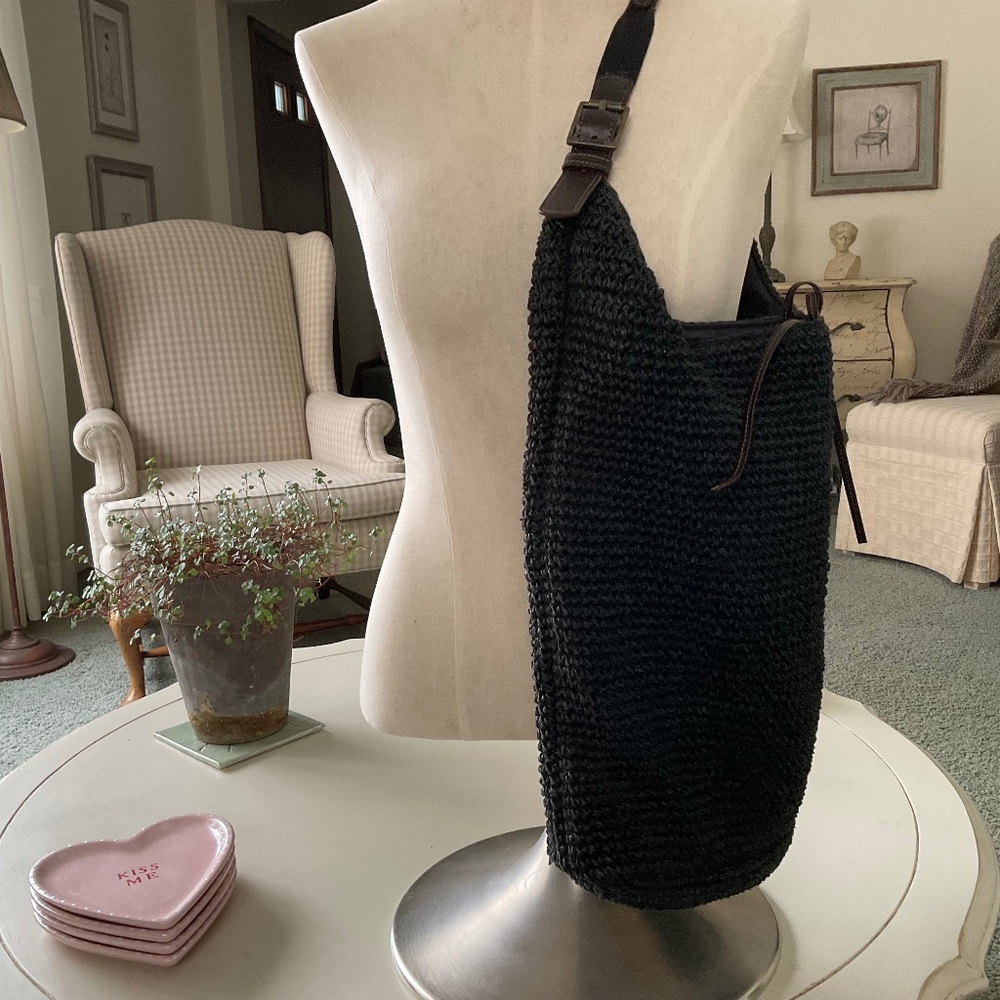 Lauren Ralph Lauren Black Knit Tote with Leather Trim - Picture 5 of 6
